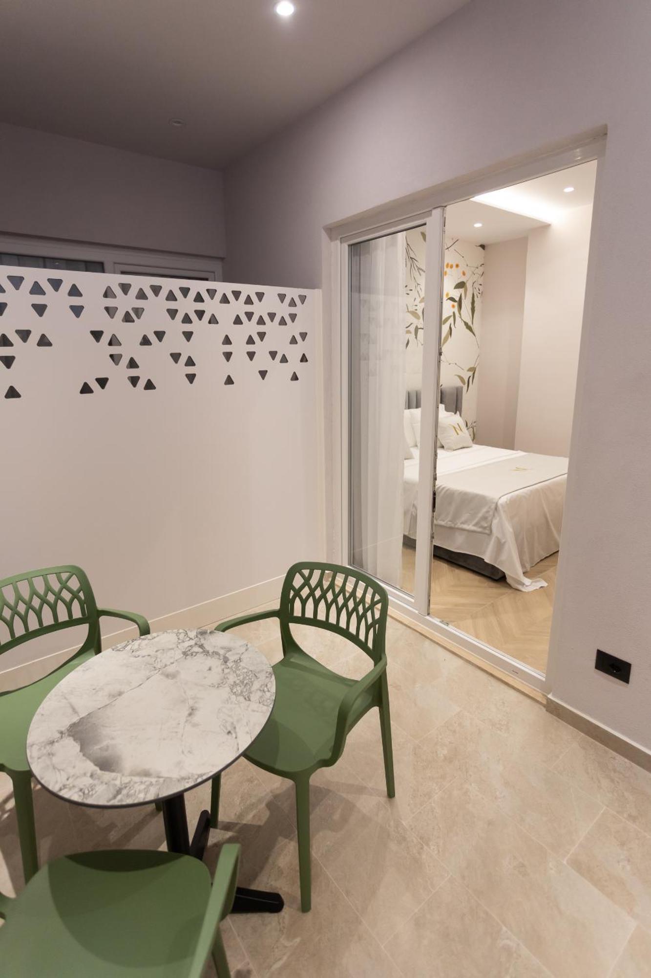 Nayel Hotel Дуррес Экстерьер фото