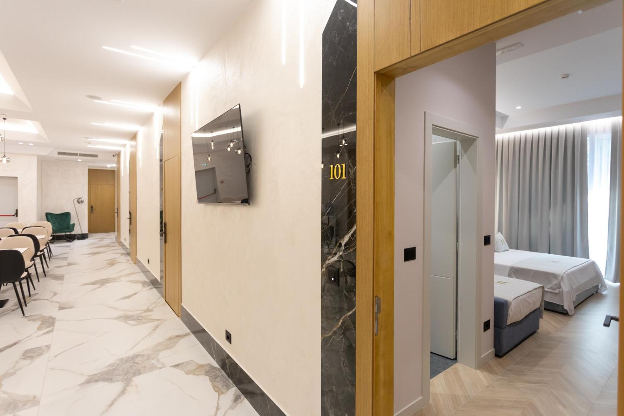 Nayel Hotel Дуррес Экстерьер фото