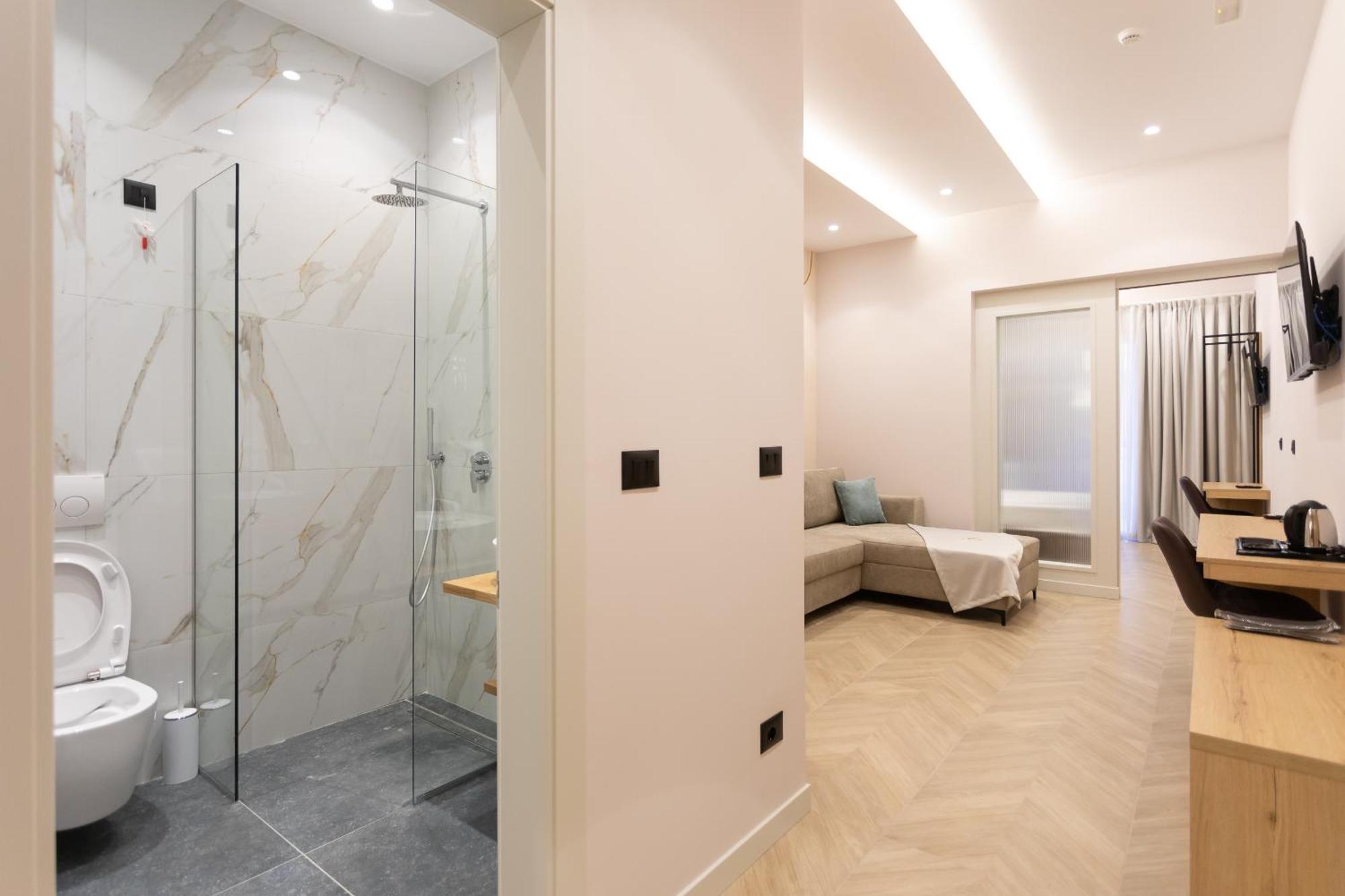 Nayel Hotel Дуррес Экстерьер фото